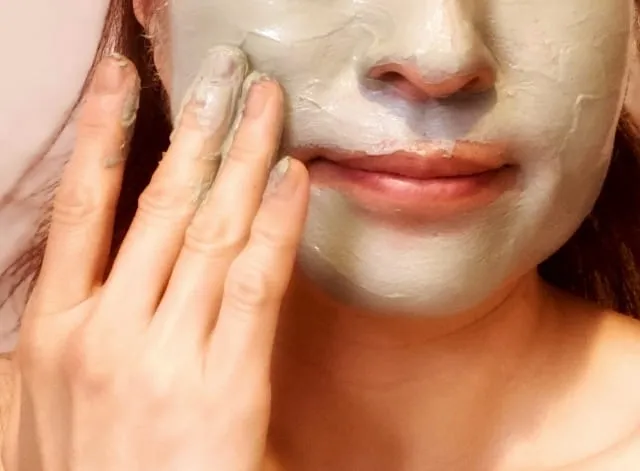 自宅で簡単フェイシャルケア!おすすめのパックと使うタイミング